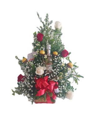 Arreglo 6 rosas rojas y blancas con Freixenet y chocolates