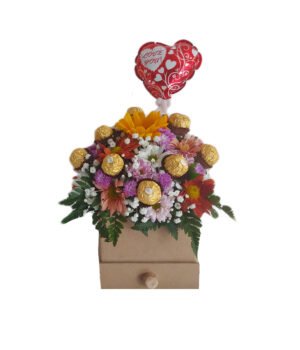 Chocolatera variada con chocolates y globo