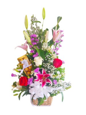 Arreglo de 18 lirios y rosas con chocolates